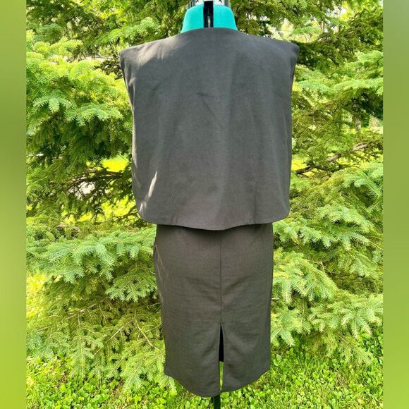 CBR Black Dress With Attached Shawl - NWT - Picture 2 of 4